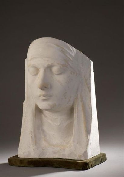 null Josette HÉBERT-COËFFIN (1908-1974)
Buste de femme
Plâtre
Signé
H. 33 cm