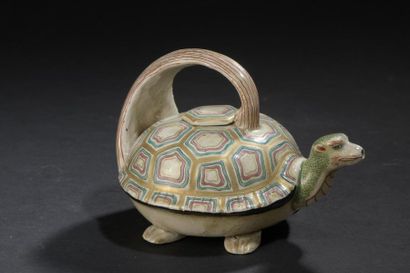 null Satsuma earthenware pot
Japan, Meiji period, late 19th century
Turtle-shaped,...