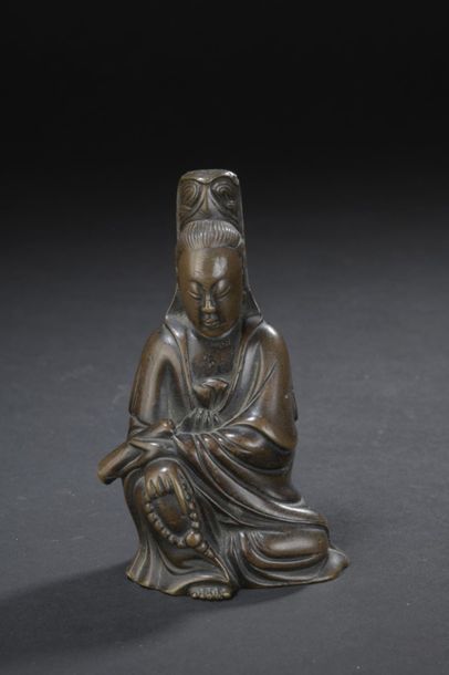 Statuette de Guanyin en bronze Chine, XXe...