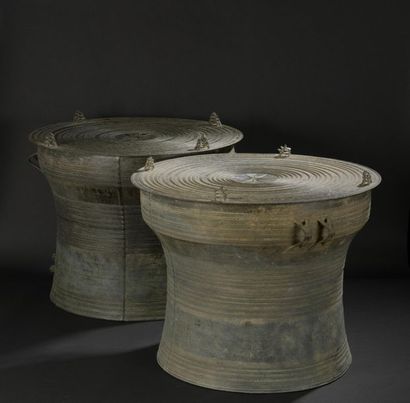 Deux tambours de pluie en bronze Laos, XIXe...