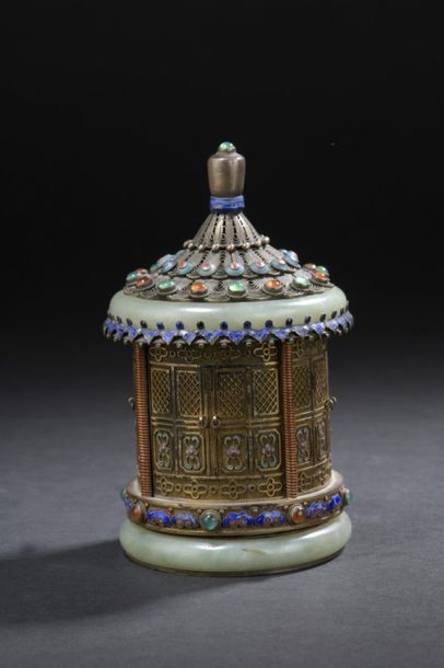 Covered silver box filigree, enamelled and...
