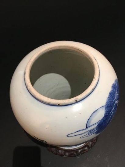 null Paire de vases Yenyen en porcelaine bleu blanc
Chine, XIXe siècle
À décor de...