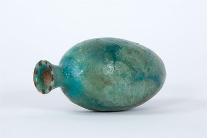 null Vase à panse piriforme en faïence turquoise, Egypte, Basse Epoque, 664-332 av....