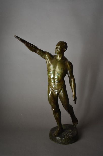 null Albert Eugène DAVID (1896 - 1970)
Médaillé olympique
Bronze patiné
H. 52 cm