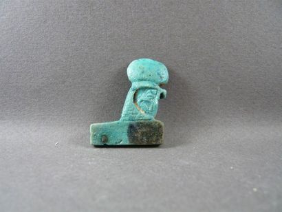 null Fermoir de collier en faïence bleue et noire, Egypte, Basse Epoque, 712-30 av....