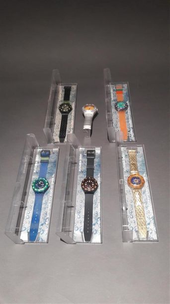 null Lot de six montres de plongée (dont une, modèle Irony), en plastique, principalement...