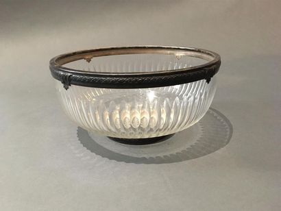 null Cut crystal bowl, silver setting, Minerva
punch D. 22,5 cm