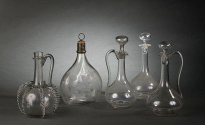 null Set of glass and engraved glass carafes, end of the 19th c.