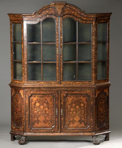 null Moulded, carved and inlaid wooden bookcase, Dutch work from the beginning of...
