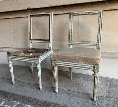 null Pair of moulded and carved wooden chairs stamped I. Louis XVI period NOTICE
With...