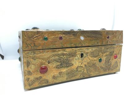 null Alfred Louis-Achille DAGUET (1875-1942)
Rectangular wooden box covered with...