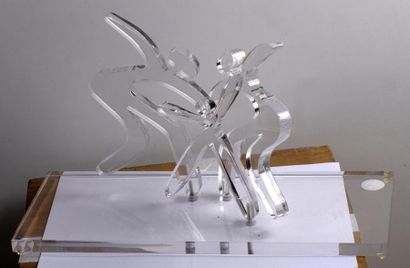 null KAREN M. (born 1952)
Dance
Plexiglas sculpture
Signed
H. 26 L. 50 P. 20 cm