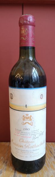 null CHÂTEAU MOUTON ROTSCHILD - 1er Gcc Pauillac 1983 - 1 bouteille- A VENDRE EN...