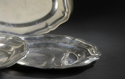 null Round silver dish, Fontem, Bordeaux Minerve mark

With filet mouldings.

Weight...