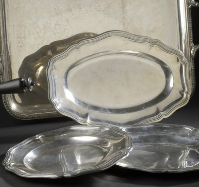 A plate and an oval dish, goldsmith Fray,...