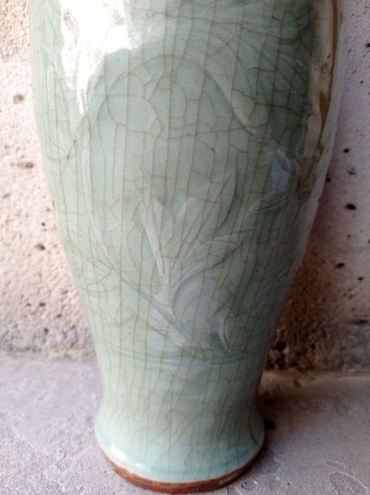 null Vase en grès à glaçure céladon Chine, Longquan, XVe, XVIe siècle

Balustre,...