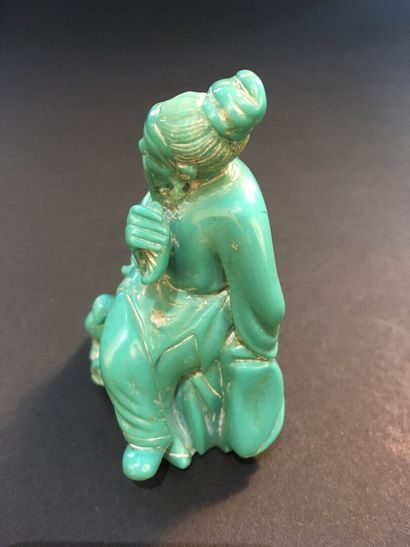  Trois statuettes en jadéite, lapis-lazuli et turquoise 
Chine, XXe siècle 
Comprenant...