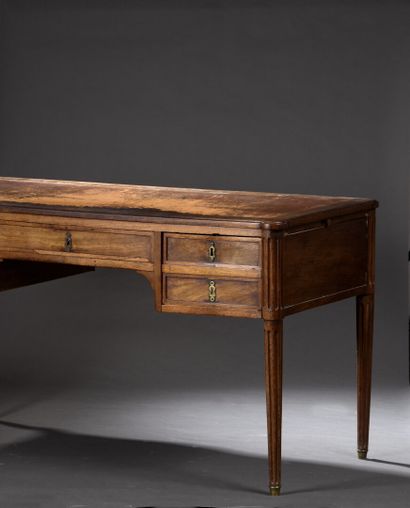 Mahogany and mahogany veneer flat desk, late...
