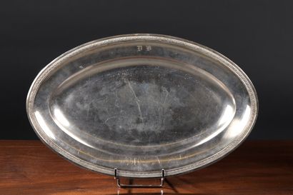 Oval silver dish, 1st cockerel mark 
Decorated...