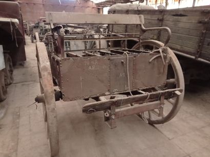 null Artillery box, Feldhaubitze protze 18/40, in iron. (in the state, restorations)...