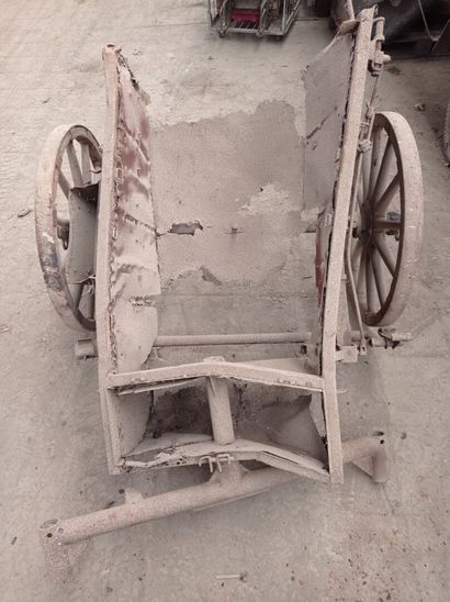 null Trailer base Gefechtkarren If 9. (in the state)

90 x 130 x 148 cm 

D. wheels:...