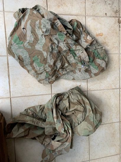 Set of 2 camouflaged tent covers.