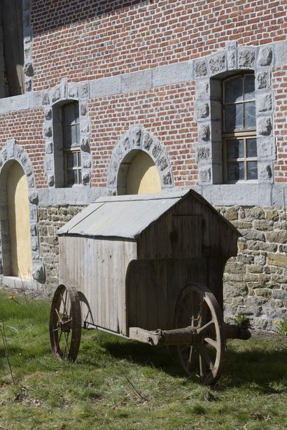 null Rolling sheepfold, early 20th century. L.310 cm