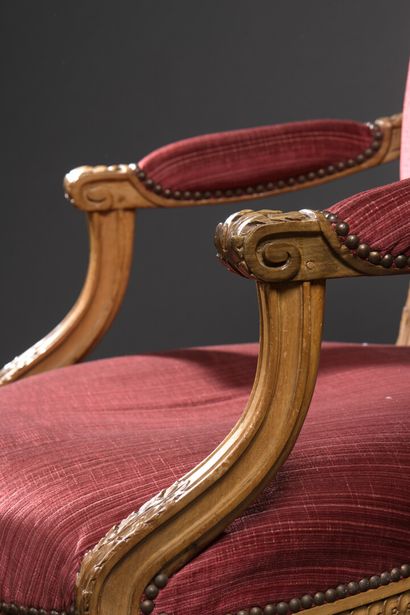 null A pair of high molded and carved wood armchairs stamped Tilliard of the Louis...