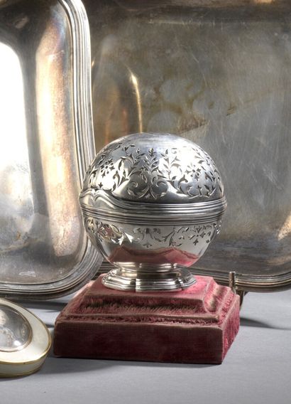 null Silver sponge box by Nicolas Outrebon, Paris 1765-1766

It rests on a molded...