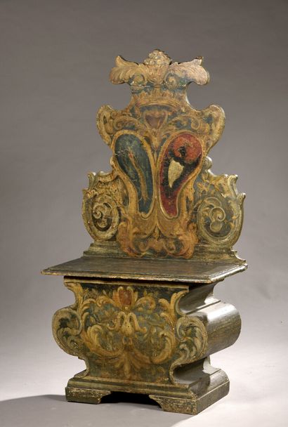 null Painted wood cassone, Italy circa 1750

Decorated with a coat of arms surmounted...