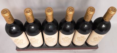 null 6 bottles Château GRUAUD LAROSE - 2nd GCC Saint Julien 2000 In wooden case.