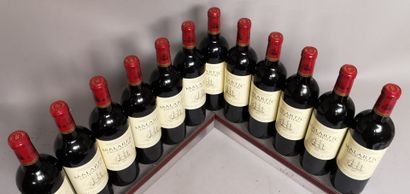  12 bottles Château MALARTIC LAGRAVIERE - Grand Cru Classé de Graves 2009 In wooden...