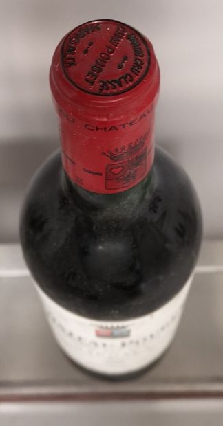 null 1 bouteille Château POUGET - 4e GCC Margaux 1994 Etiquette tachée.