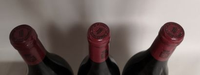  3 bouteilles VOLNAY "Santenots-Du-Milieu" - Domaine des Comtes LaAFON 2005 1 étiquette...