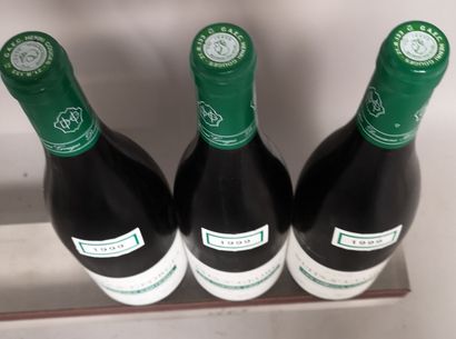 null 3 bottles NUITS SAINT GEORGES 1er Cru "Les Chênes Carteaux" - Domaine Henri...