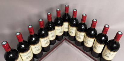  12 bottles Château MALARTIC LAGRAVIERE - Grand Cru Classé de Graves 2002 In wooden...