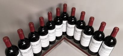 null 12 bouteilles Château PONTET CANET - Pauillac 2003 En caisse bois.
