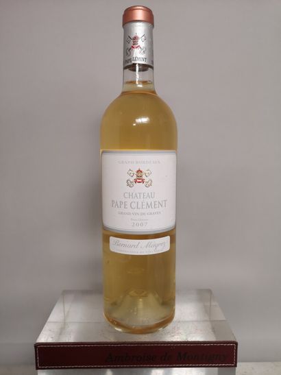 null 
1 bottle Château PAPE CLEMENT white - Graves 2007
