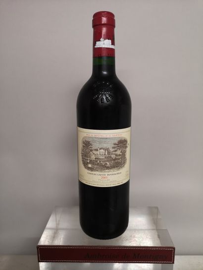 null 1 bottle Château LAFITE ROTHSCHILD - 1er GCC Pauillac 2001