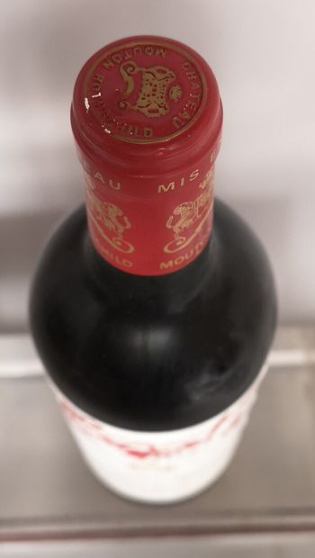 null 1 bouteille Château MOUTON ROTHSCHILD - 1er GCC Pauillac 1995
