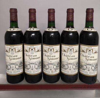  5 bouteilles Château SIMONE - PALETTE 1995 Etiquettes légèrement tachées.