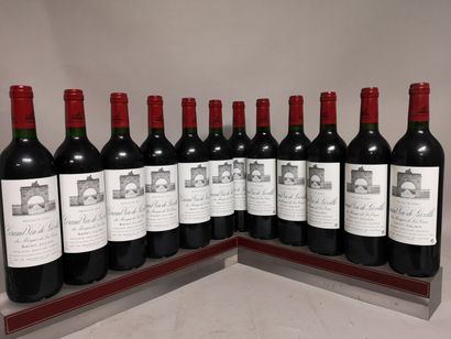 null 12 bouteilles Château LEOVILLE LAS CASES - 2e GCC Saint Julien 2001 En caisse...