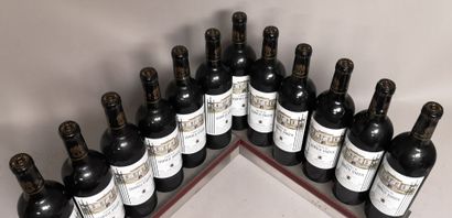  12 bottles Château LEOVILLE BARTON - 2nd GCC Saint Julien 1999 In wooden case.
