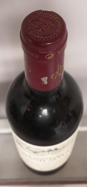 null 1 bouteille Château GRAND MAYNE - Cru Classé de Saint Emilion 1996