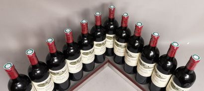 null 12 bottles Château TROPLONG MONDOT - 1er GCC de Saint Emilion 2005 In wooden...