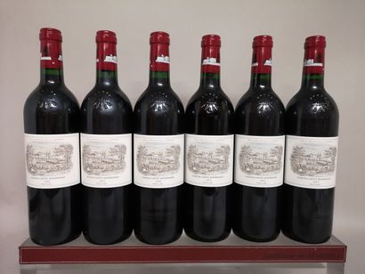 null 6 bouteilles Château LAFITE ROTHSCHILD - 1er GCC Pauillac 2003 En caisse bo...