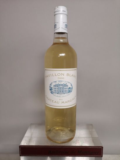 1 bottle PAVILLON BLANC du Château MARGAUX...