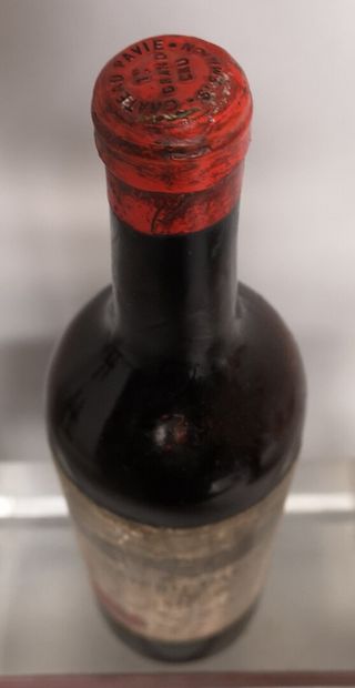 null 1 bottle Château PAVIE - 1er Grand Cru Classé de Saint Emilion 1918 Stained...