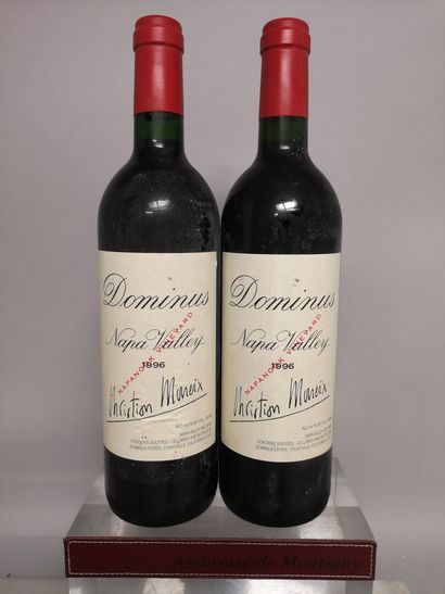  2 bouteilles NAPA VALLEY "DOMINUS" - Christian MOUEIX 1996 Etiquettes légèrement...