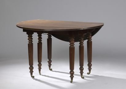 TABLE CIRCULAIRE EN ACAJOU Mahogany and mahogany veneer CIRCULAR TABLE, Louis-Philippe...